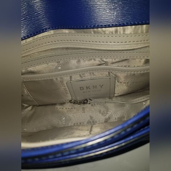 DKNY bag - Picture 6 of 10